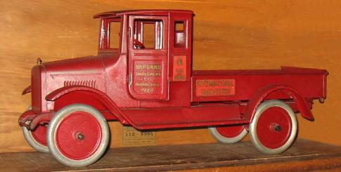 buddy l red baby with doors rare, vintage buddy l express trucks, antique german tin toys, facebook antique buddy l toys appraisals, Buddy L Truck Museum, antique toy appraisals trucks, www.buddylmuseum.com, for sale, buddy l for sale, keystone for sale, space toys for sale, buddy l trucks for sale, robots vintage japanese space toys free appraisals