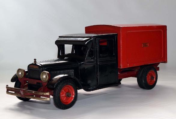 german tin toys,battery operated robots,japan,vintage space toys,tin toy robots,antique toy appraisals,masudaya,radicon robot,wind up,friction tin cars,japanese,antique, buddy l museum toy trucks, vintage buddy l cars for sale, rare buddy l tugboat for sale, free buddy l toys appraisals, free german tin toy appraisals